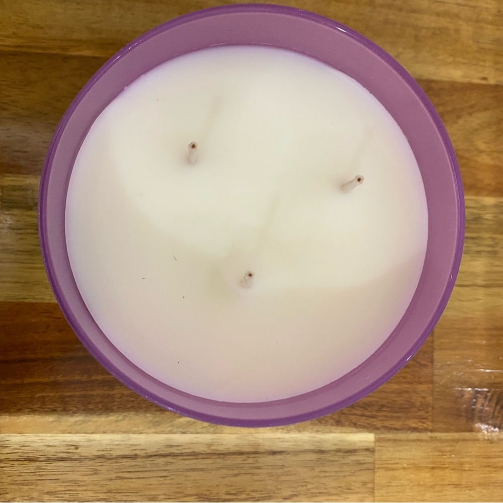 Bath and Body Works Halloween 2025 3 wick candle Sugar Spell Sweets brand new - Picture 3 of 4